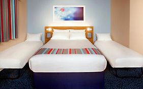 The Learmonth Hotel